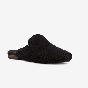 🆕✨UGG* Janaya Cozy Mule✨